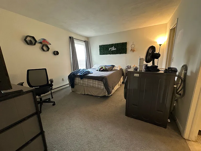 University Park Apartments near Cornell University — Photo 317