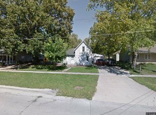 108 E Main St, Mahomet, IL 61853