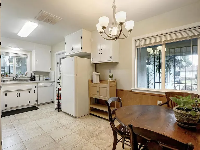 2081 Wakefield Way — Photo 12