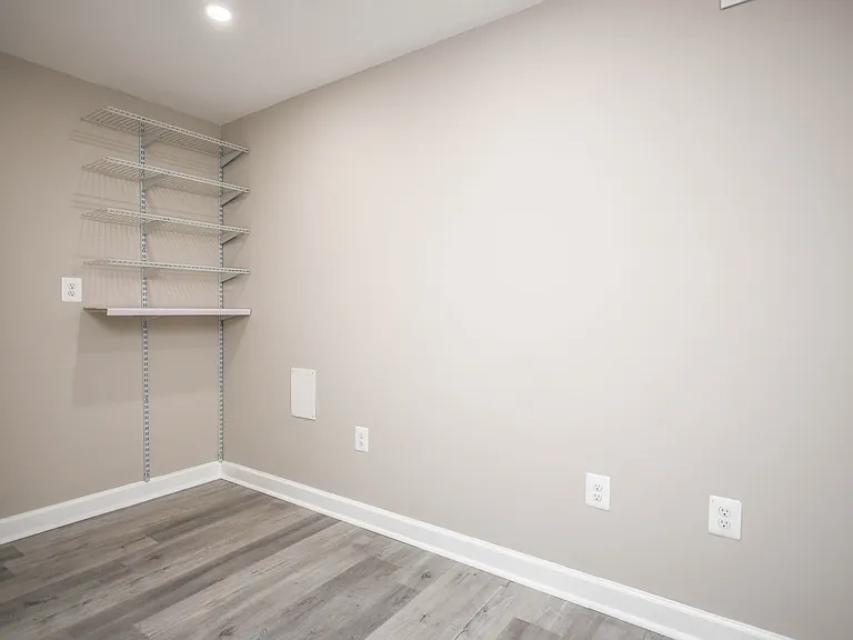 10231 Millstream Dr — Photo 28