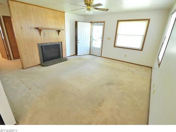 3rd image of 7439 Glenwood Ave