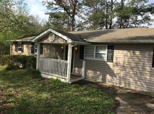 8581 Chestnut Ln, Lithia Springs, GA 30122