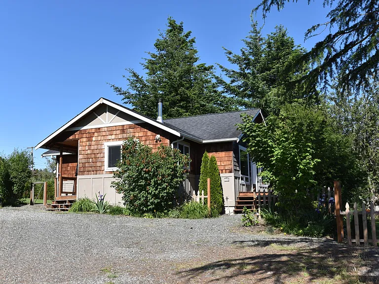 8412 Yvonne Way — Photo 24
