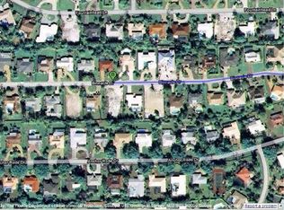 630 Binnacle Dr, Naples, FL 34103