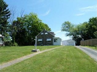 329 Lougeay Rd, Pittsburgh, PA 15235