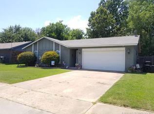 2410 S Independence St, Sapulpa, OK 74066