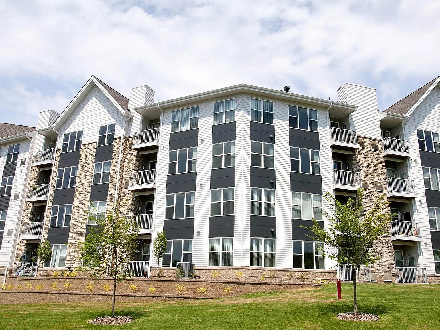 River North Senior Apartments — Photo 3
