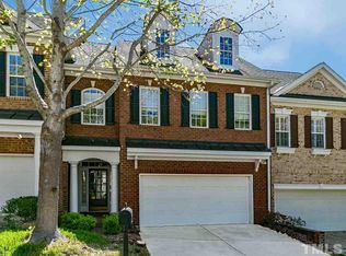 7204 Summit Waters Ln, Raleigh, NC 27613