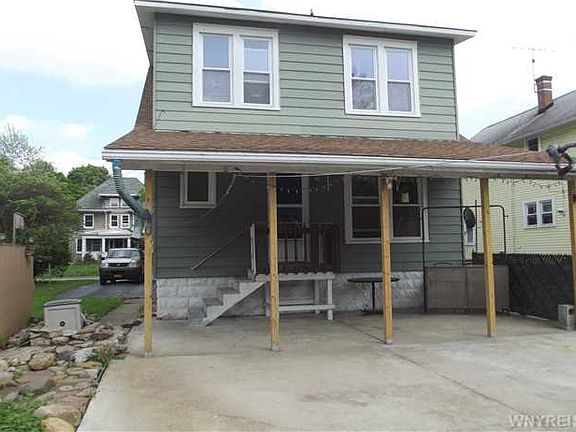 2nd image of 217 Jamestown St