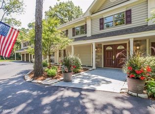 21429 W East Cuba Rd, Kildeer, IL 60047