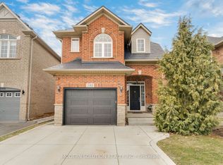 2312 Foxfield Rd, Oakville, ON L6M4C9