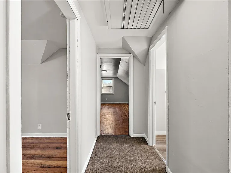 10500 Somerset Ave — Photo 28