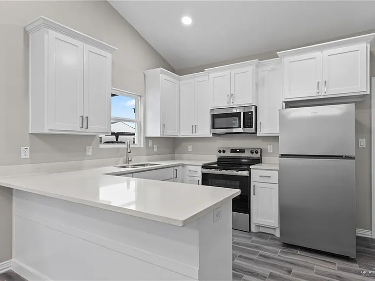 2605 Woodpecker St #4 — Photo 5