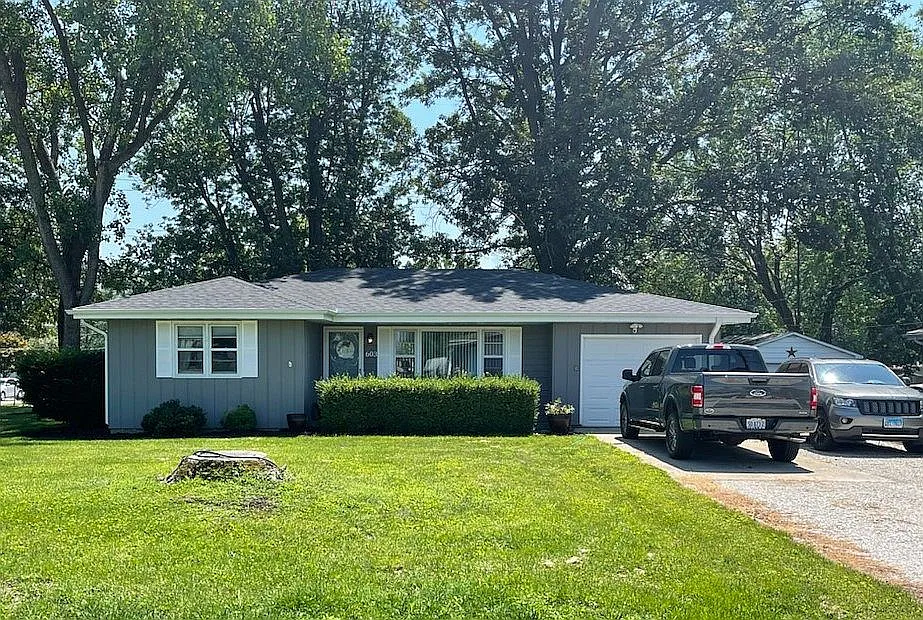 603 Sarah Dr photo 1