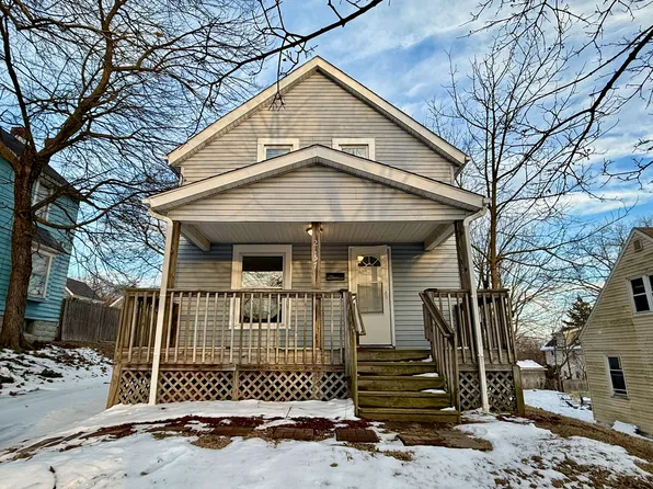 2157 10th St SW, Akron, OH 44314