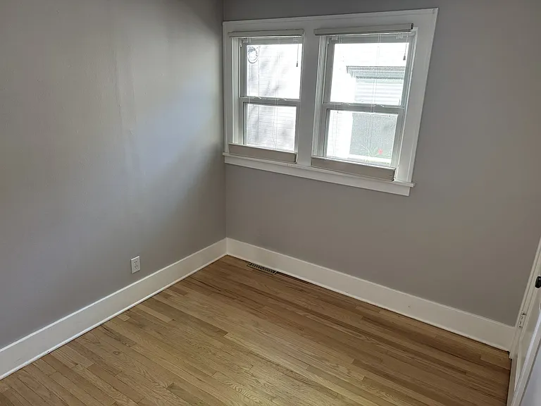 765 S Emerson St — Photo 16