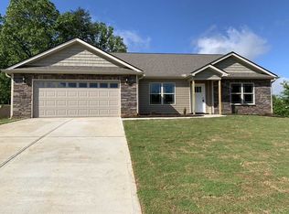 881 Cothran Rd, Inman, SC 29349
