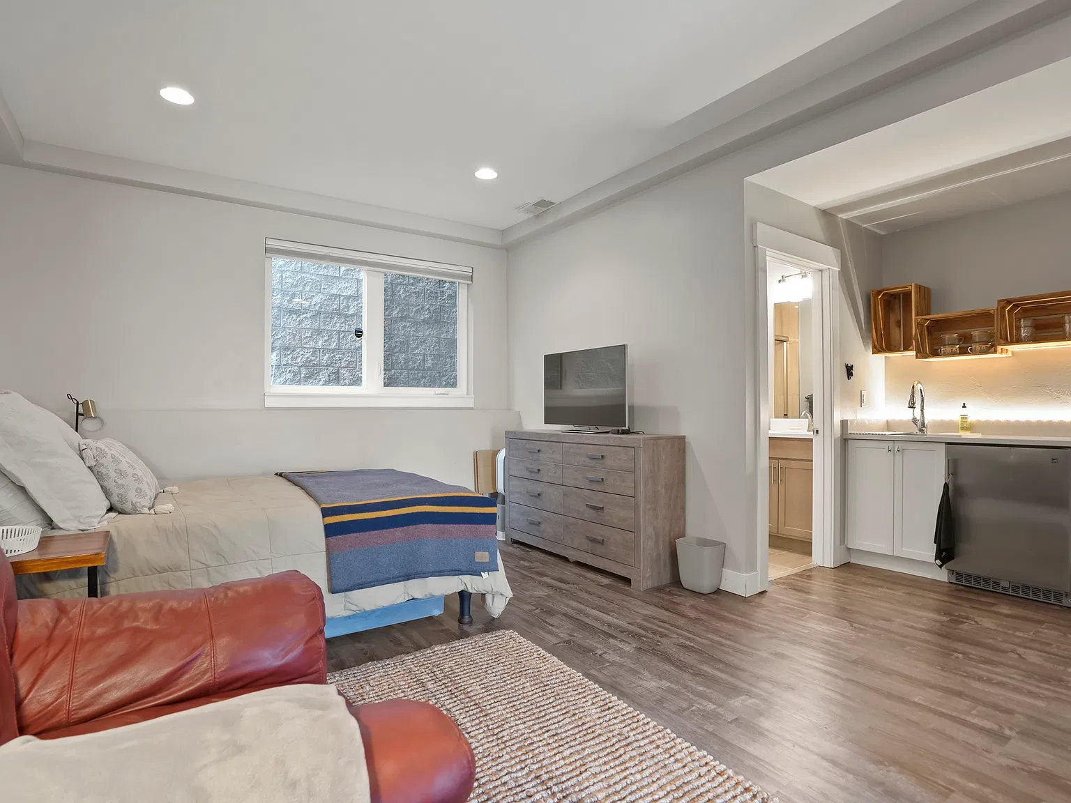 3131 W Conejos Pl — Photo 4