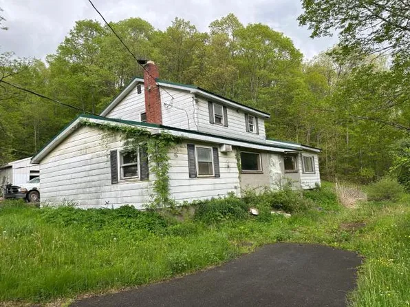 1040 Abraham Hollow Rd, Youngsville, PA 16371