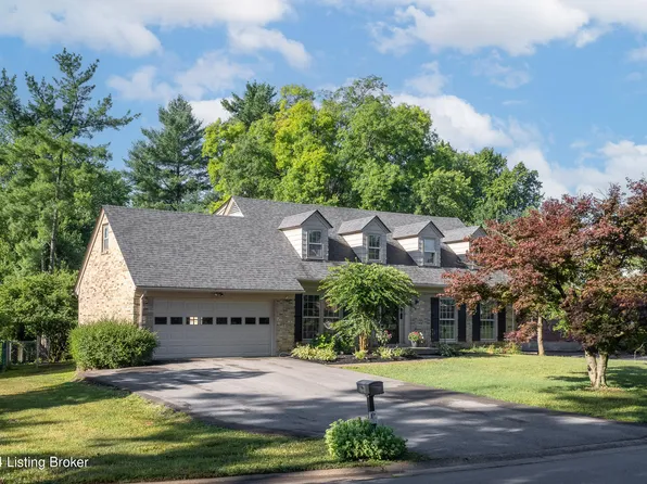 7610 Wesleyan Pl, Louisville, KY 40242