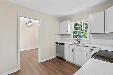 1720 Woodcock Ct