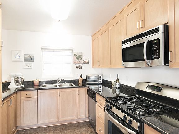 5th image of 9303 Dechado Ct #9201
