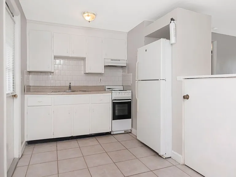 104 Karde Ln #A — Photo 9