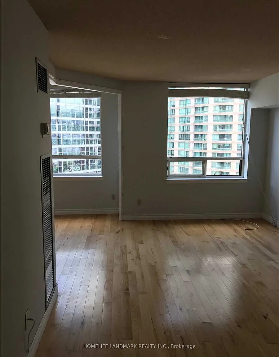 2 bed, $2,450 — Photo 4