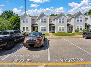 807 Leadership Ct, Toms River, NJ 08755
