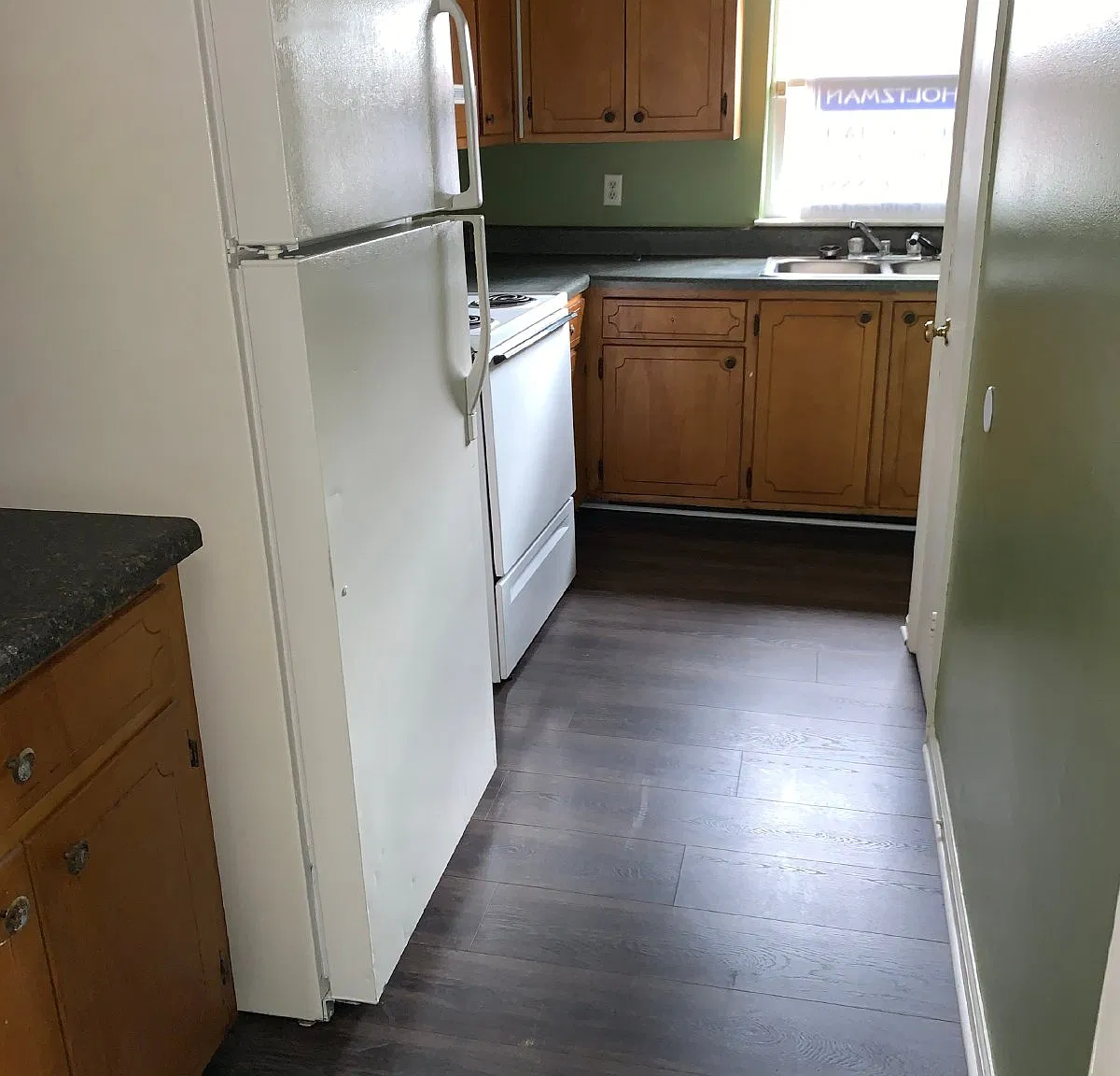 2 bed, 1.5 bath, 1156 sqft, $1,000 — Photo 3