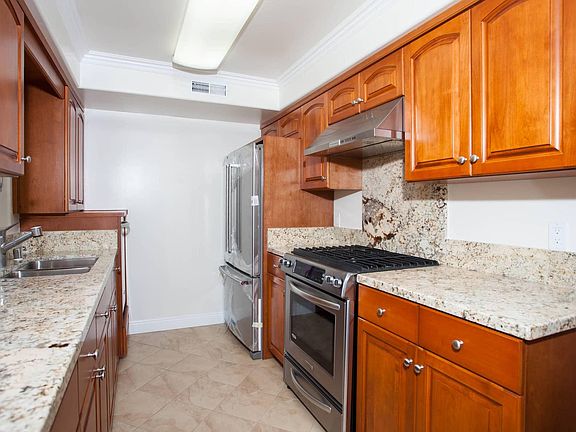 5th image of 1171 Franklin St Unit 101