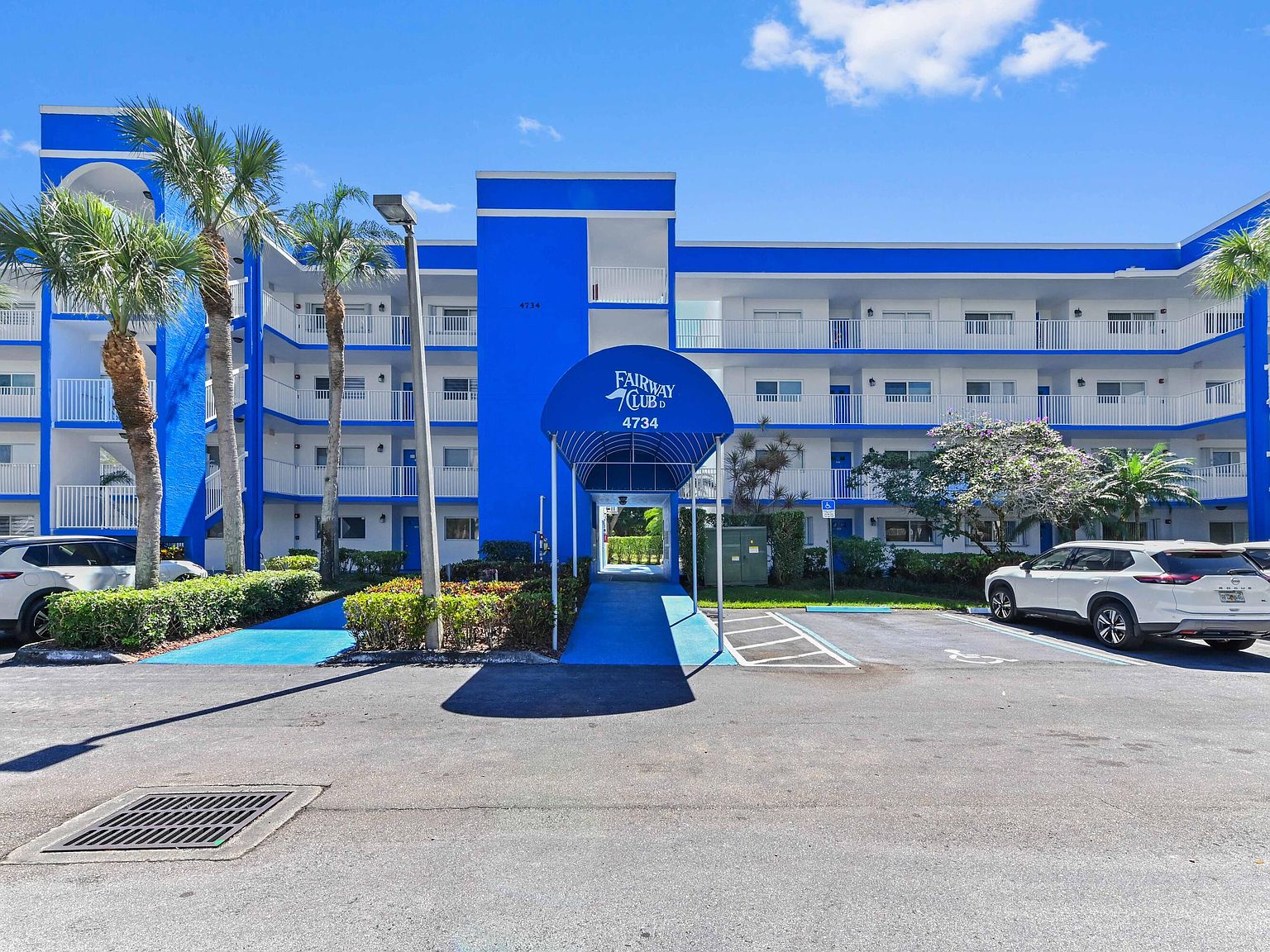 4734 Lucerne Lakes Boulevard E #302