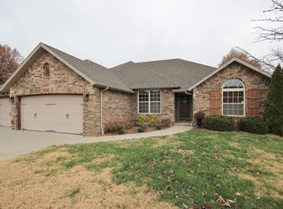 3277 W Cardinal St, Springfield, MO 65810