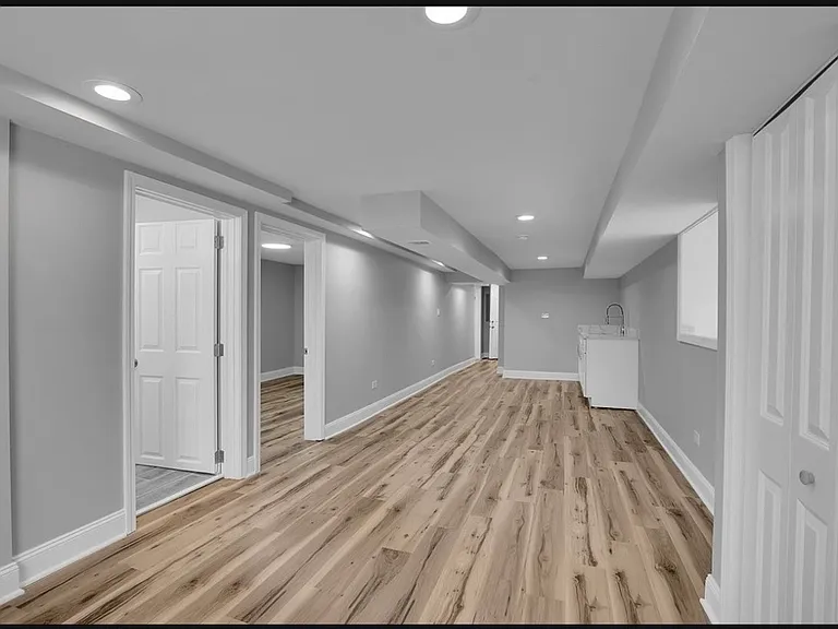 6233 S Claremont Ave #1B — Photo 3