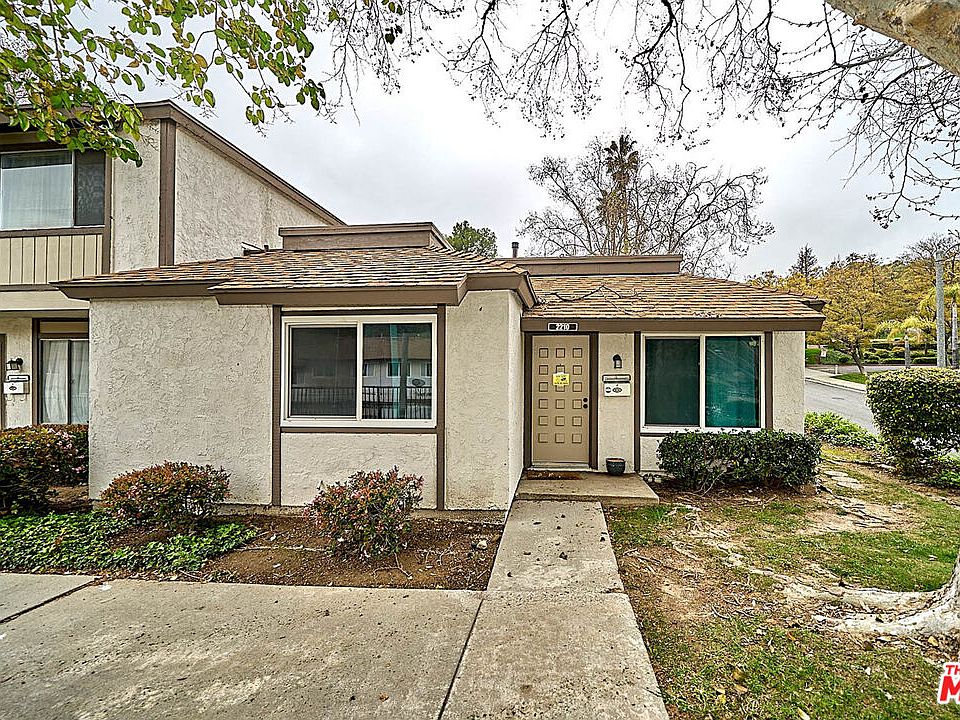1st image of 2210 Shady Hills Dr