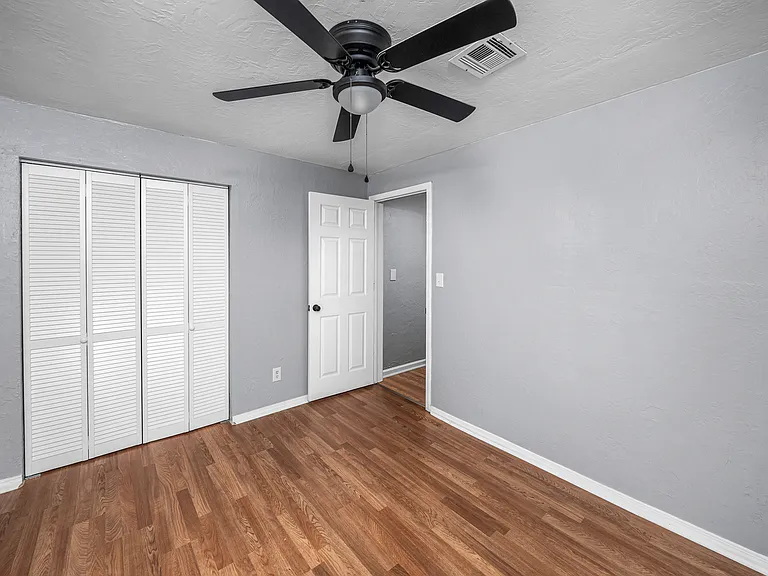 1703 NW Euclid Ave — Photo 24