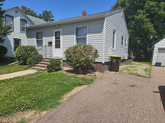 3rd image of 401 Willow St