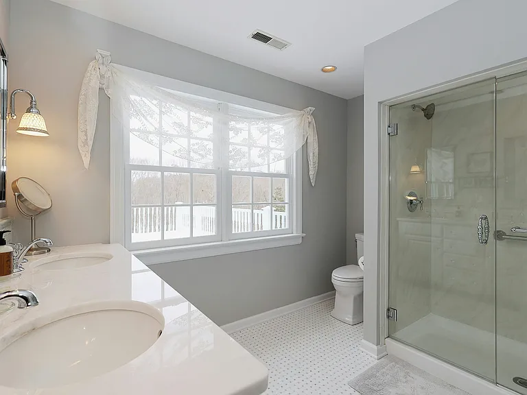 36-40 Fox Run Rd — Photo 19