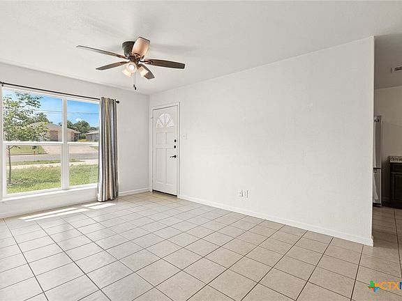 3rd image of 1823 S Fm 116