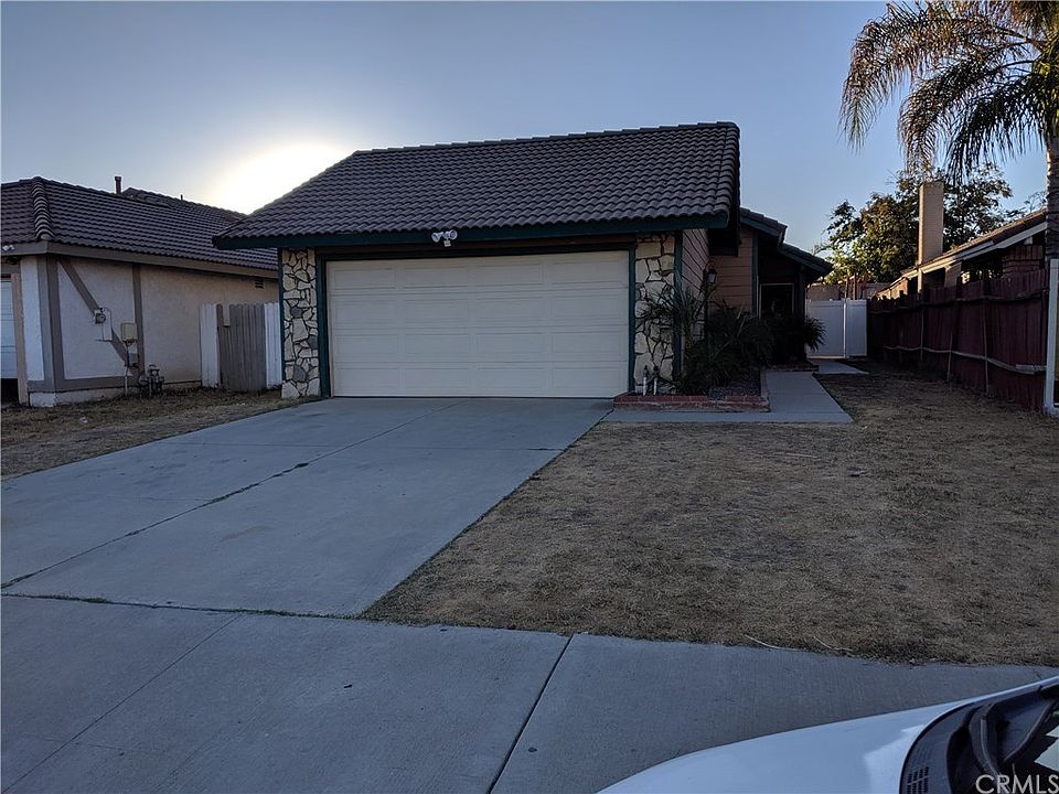1st image of 15349 Theresa Ave