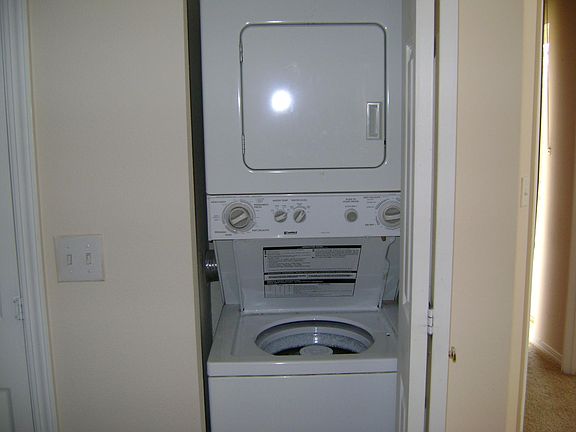 5th image of 5333 15th Ave S APT 2E