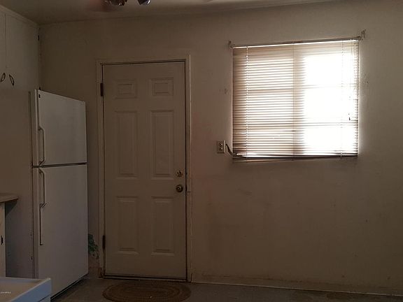 5th image of 8208 N 27th Ave