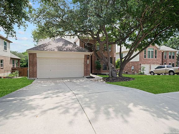 3rd image of 2528 Cove Brook
