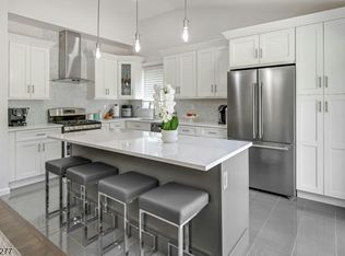 380 Meisel Ave, Springfield, NJ 07081