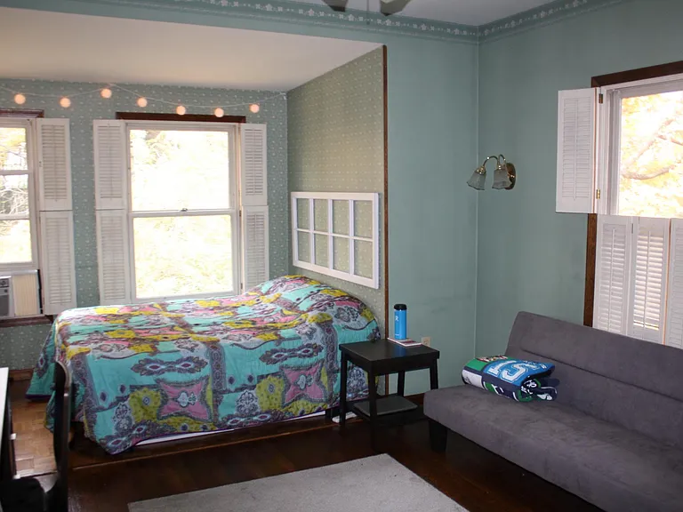 801 N College Ave — Photo 8