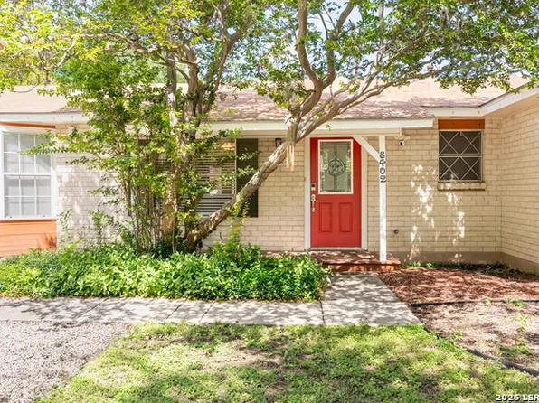8402 Cimarron Dr, San Antonio, TX 78218