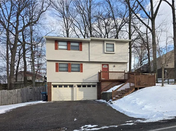 2064 Powell Rd, Cranberry Township, PA 16066