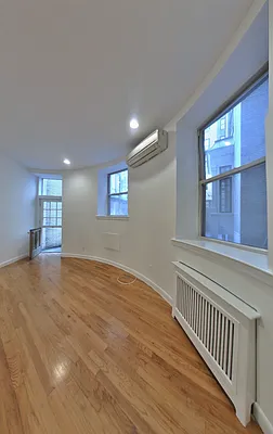 Rented by Compass | media 6