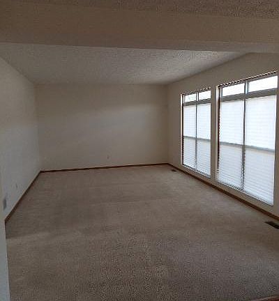 5th image of 1505 Royal Oak Dr