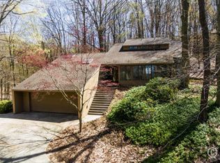 18366 N Shore Estates Rd, Spring Lake, MI 49456